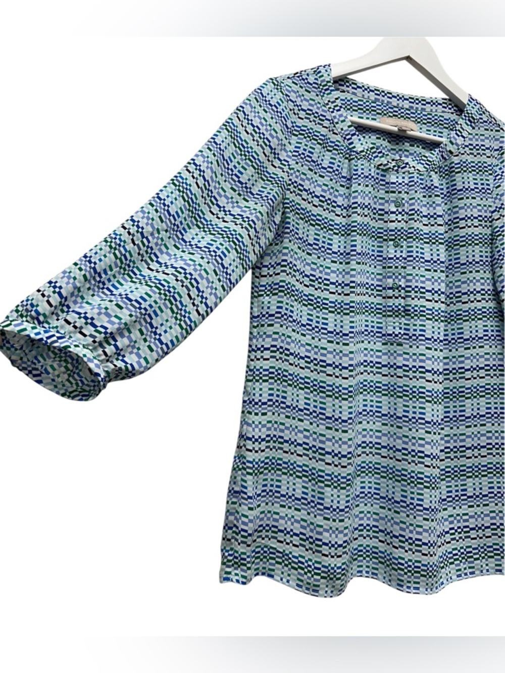Banana Republic Blue and Green Geometric Scoop Neck Blouse - Picture 3 of 10